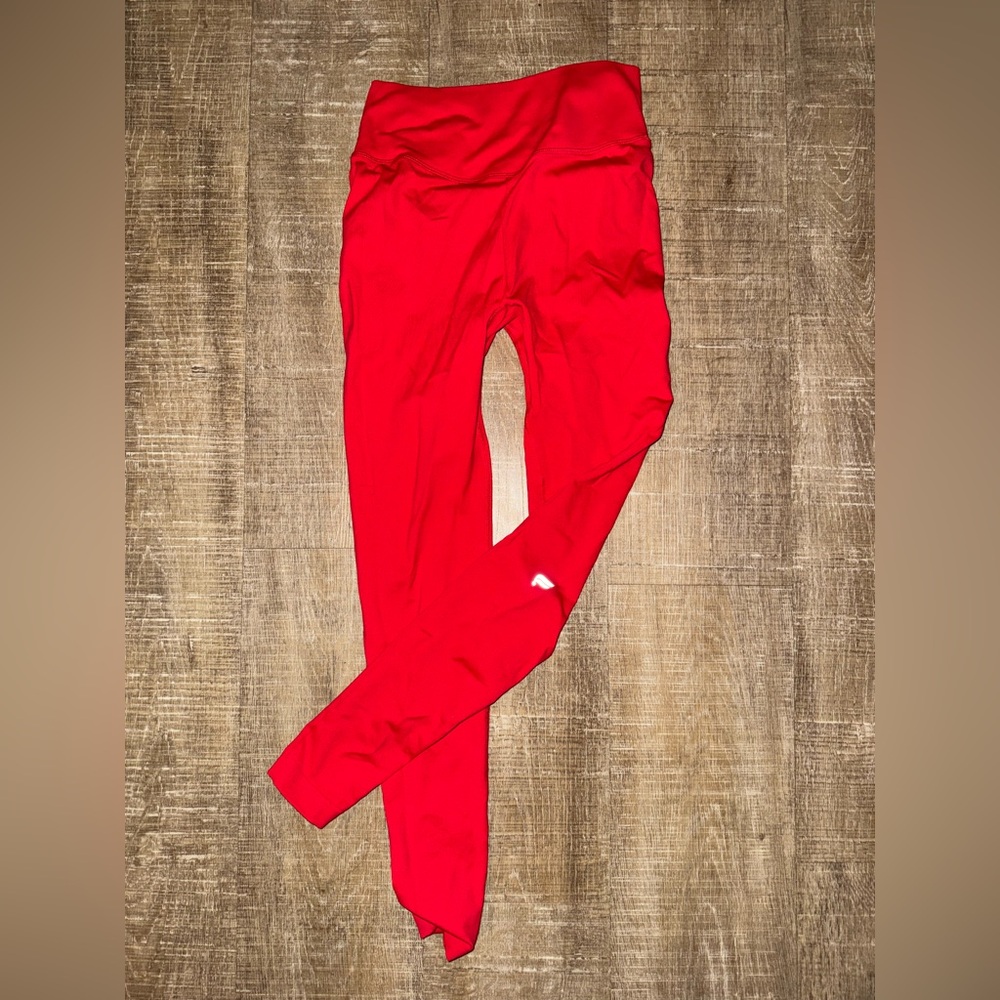 Red Fabletics Legging